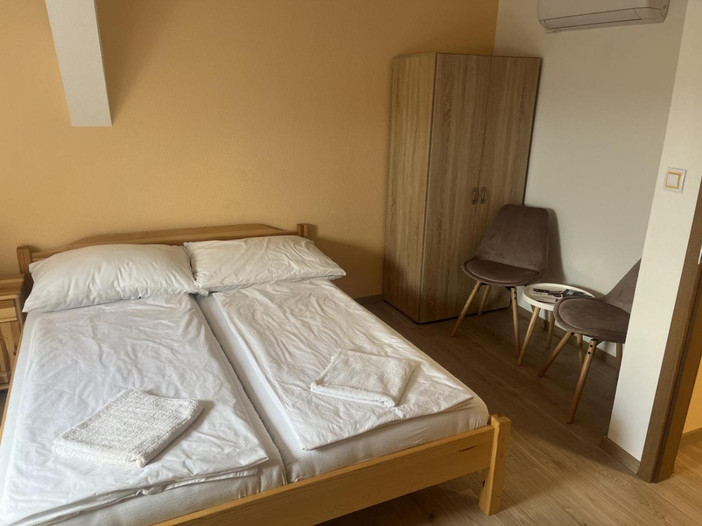 Vt6 House & Restaurant Bed & Breakfast ซนอยโม ภายนอก รูปภาพ